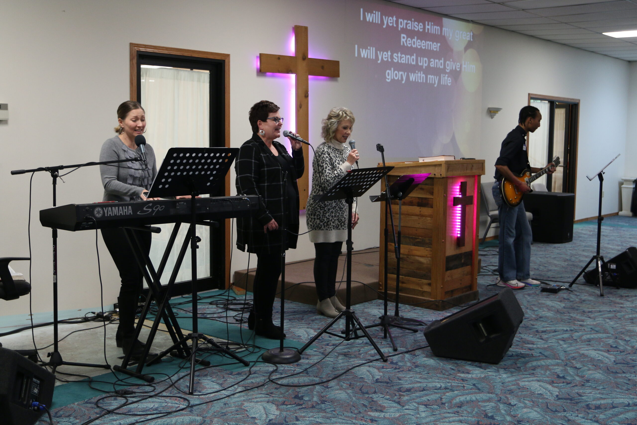 About Us | Christ the Rock Community Church | De Pere, WI